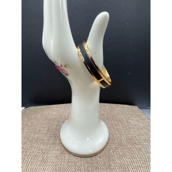 J. Crew Open Cuff Bangle Bracelet Gold Tone With Black Enamel For Smaller Wrists - Picture 7 of 7
